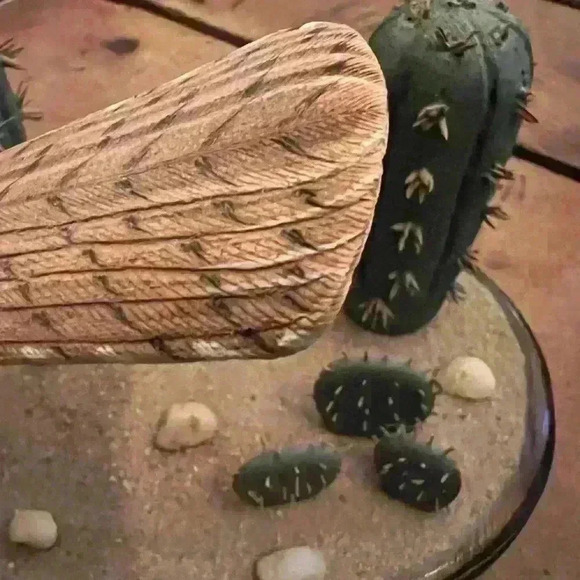 Hand-carved Bird Gene Strupp Cactus Wren - Picture 6 of 8